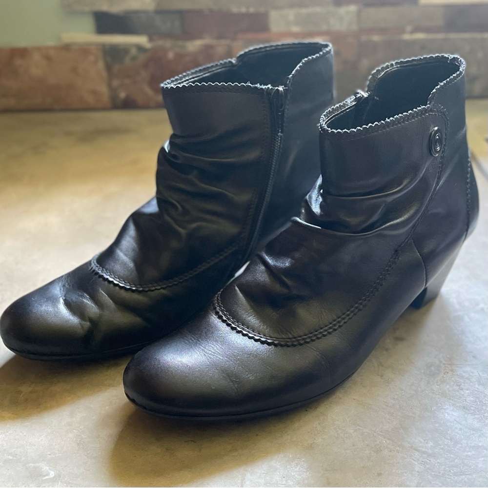 Rieker Comfort Black Ankle Boots with Crimping Detail and Side Zipper Size 41